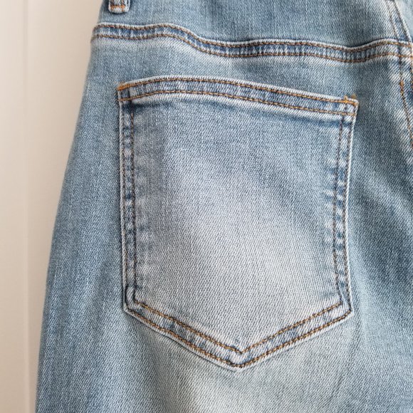 NWOT High Rise Light Blue Straight Leg Ankle Jeans – Size 28 - Picture 8 of 10